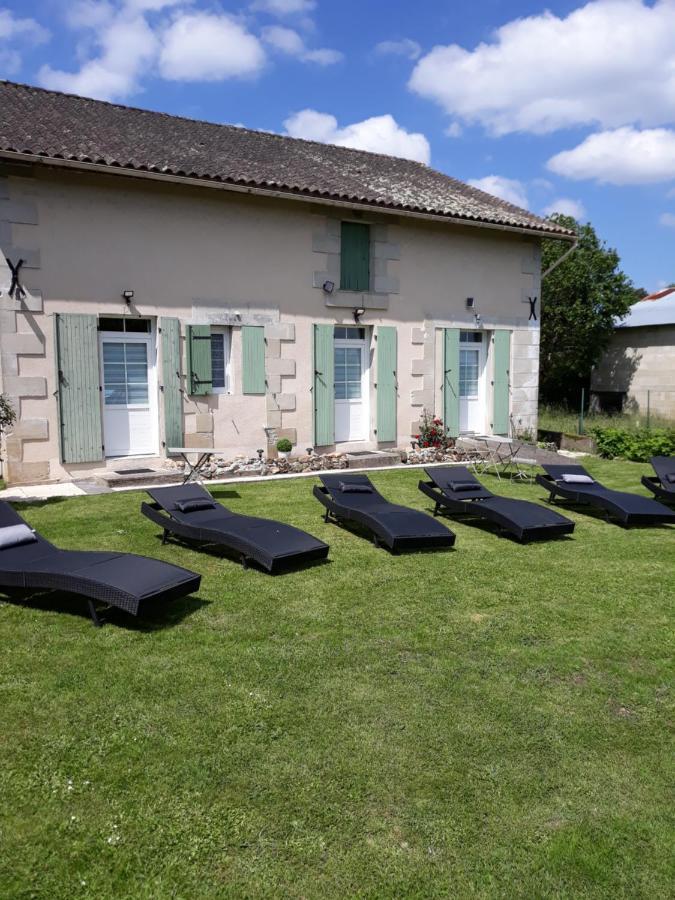 Hôtes de l'Isle Saint-Medard-de-Mussidan Exterior foto
